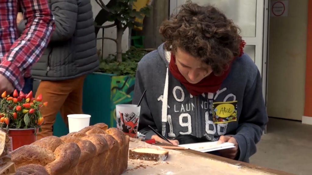 alice raconte - carnettiste - illustratrice - grenoble - bretagne - reportage dessine